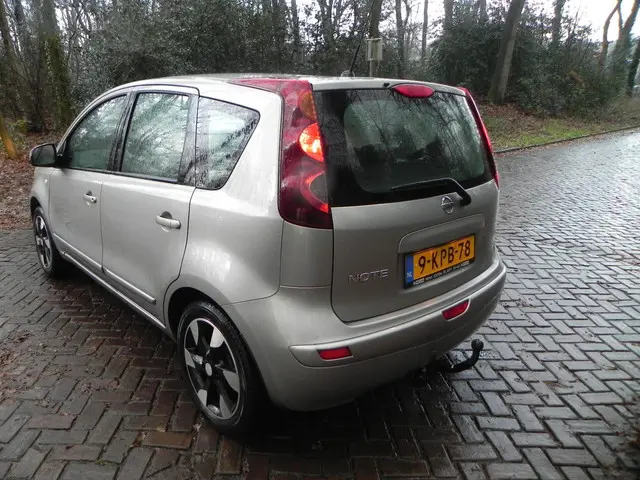 Nissan Note 1.4 Connect Edition 2012 Benzine 19