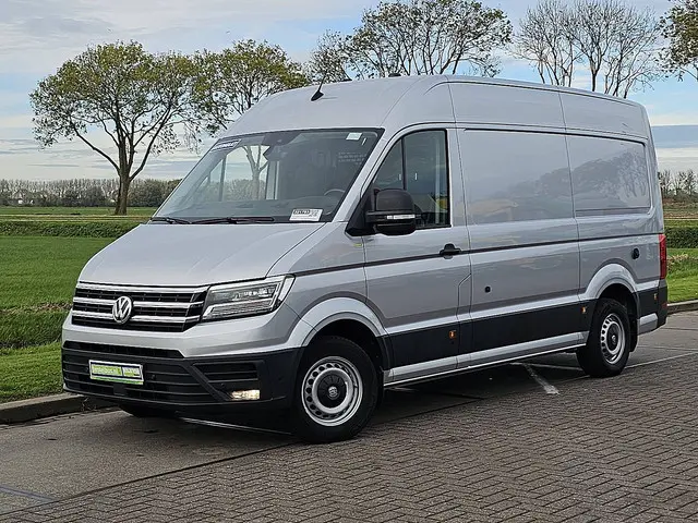 Volkswagen Crafter 35 2.0 2022 Diesel 2