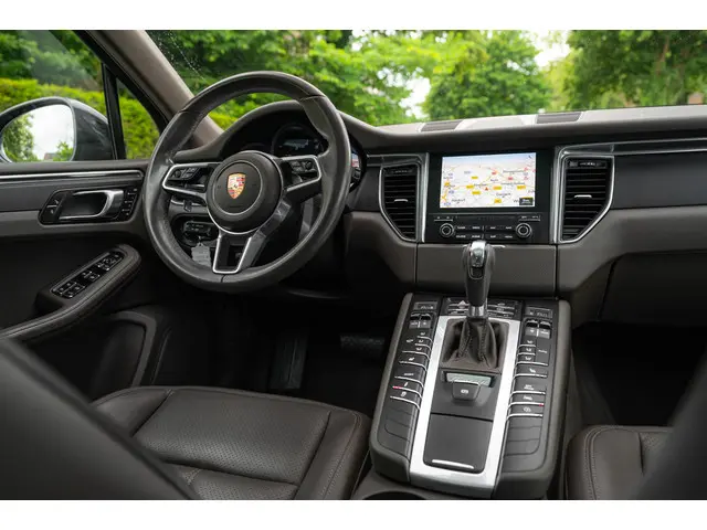 Porsche Macan 2.0 2018 Benzine 10