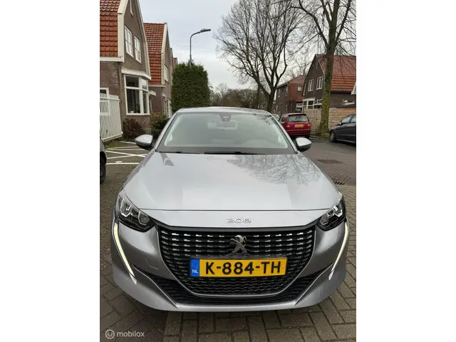 Peugeot 208 3