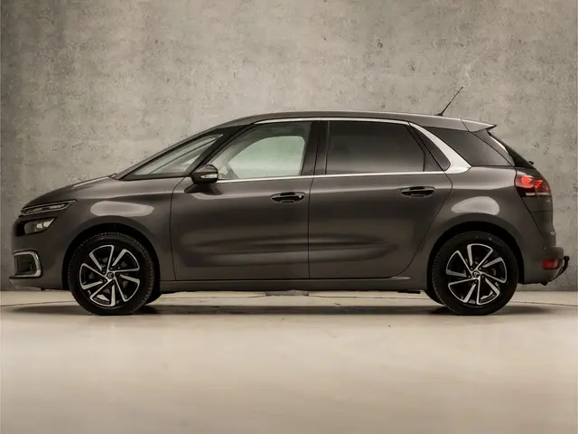 Citroën C4 Picasso 1.2 PureTech Sport 2017 Benzine 2