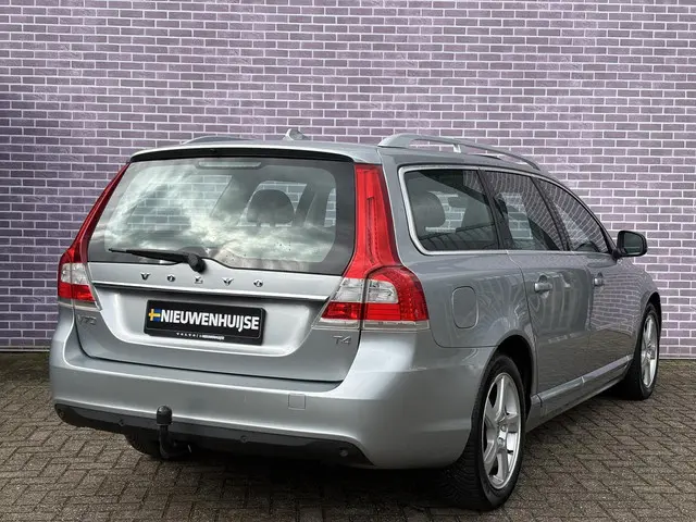 Volvo V70 2.0 T4 Inscription Edition 2015 Benzine 3