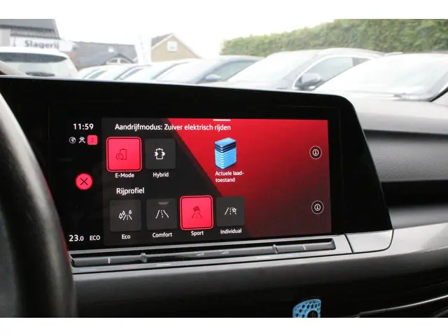 Volkswagen Golf 1.4 eHybrid Style 2024 Hybride Benzine 28