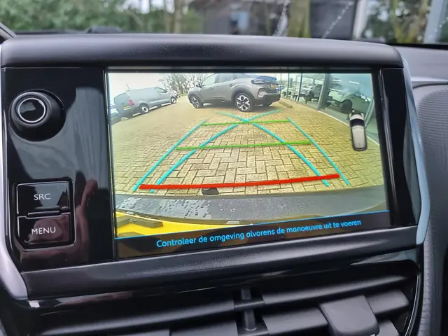 Peugeot 208 1.2 PureTech Tech Edition 2018 Benzine 17