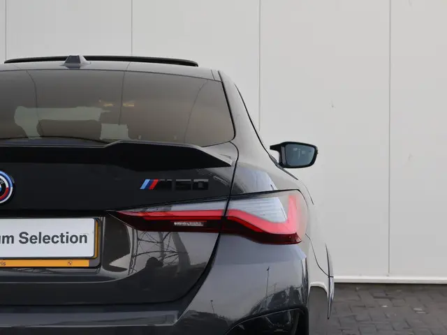 BMW i4 M50 84 kWh 2023 Elektrisch 14