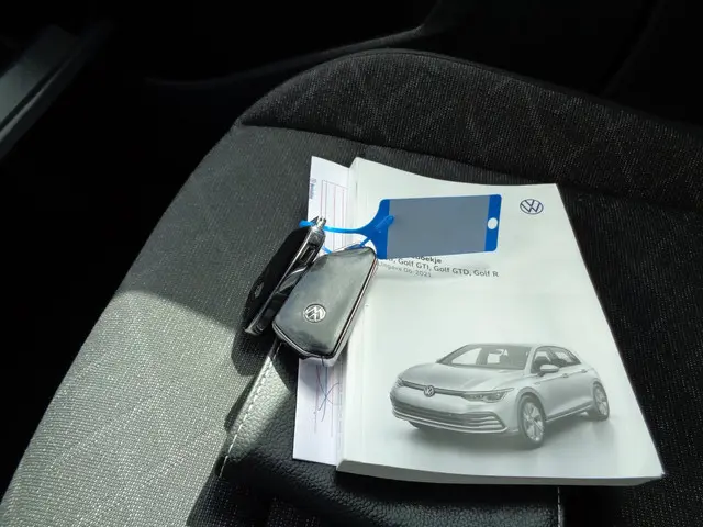 Volkswagen Golf 1.0 eTSI Life 2021 Benzine 22