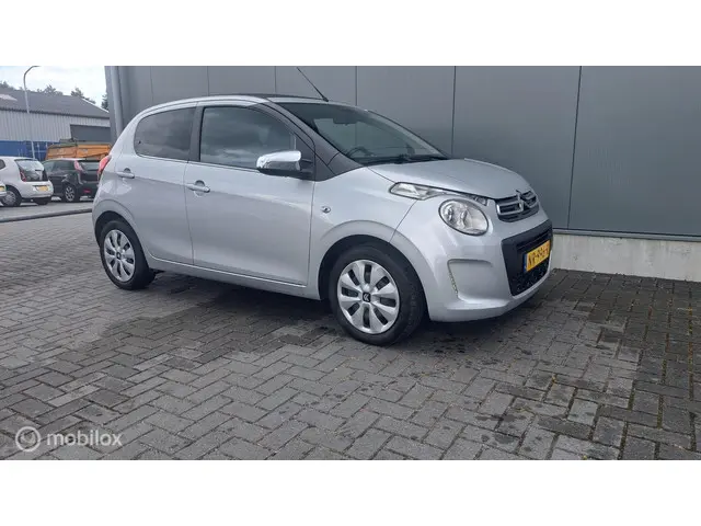 Citroën C1 1.0 e-VTi Airscape Shine cabrio 2017 Benzine 3