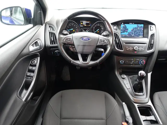 Ford Focus Wagon 1.0 Titanium- 2018 Benzine 6