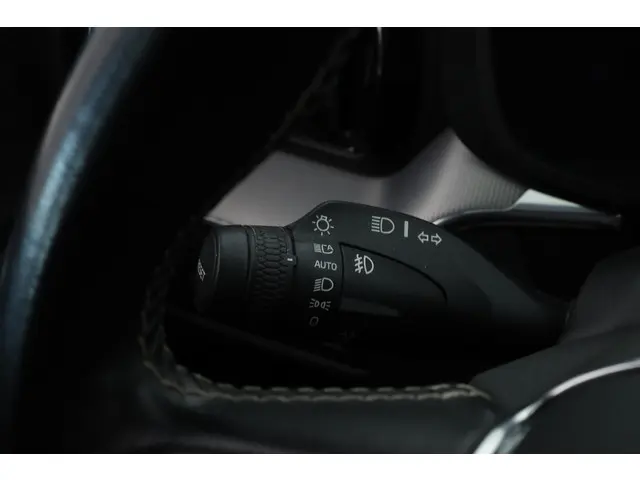 Volvo XC60 2.0 T8 AWD R-Design 2020 Hybride Benzine 10