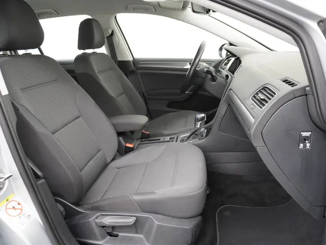 Volkswagen e-Golf e-Golf 2019 Elektrisch 41
