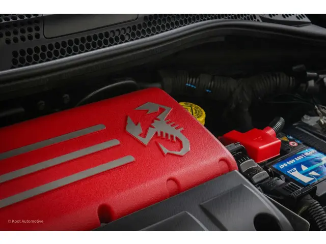 Fiat 500 1.4 T-Jet Abarth Custom 2015 Benzine 35