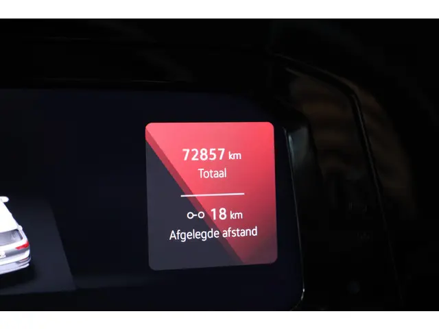 Volkswagen Golf 1.5 eTSI Style DSG 2020 Benzine 16