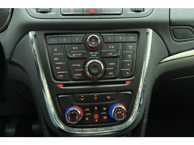 Opel Mokka 1.4 Turbo 140pk Innovation 2016 Benzine 24