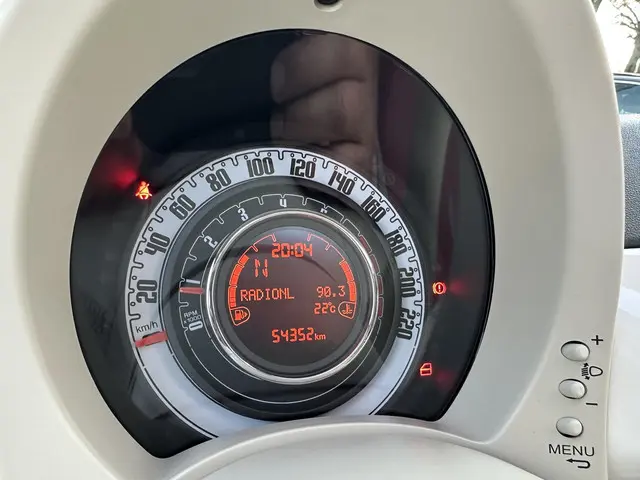 Fiat 500 1.2 Lounge Automaat 2015 Benzine 25