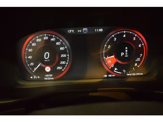 Volvo XC40 T3 163pk AUT8 R-Design 2019 Benzine 21