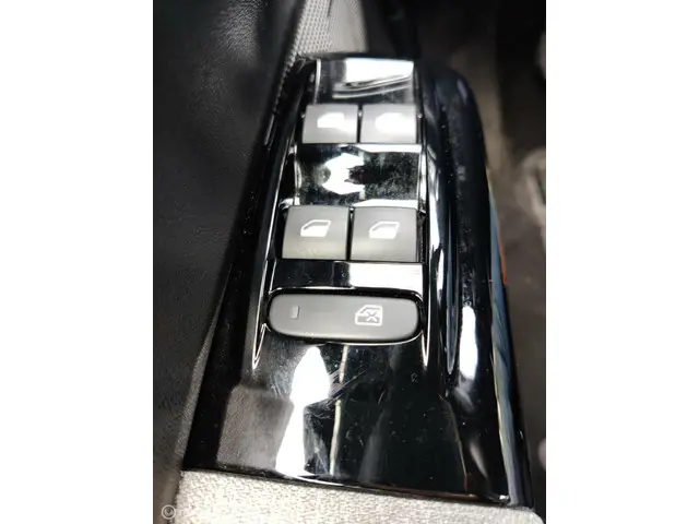 Citroën C3 1.2 PureTech ELLE 2018 Benzine 24
