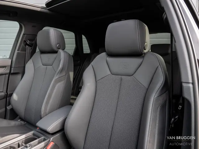 Audi Q3 Sportback 45 TFSI e S-Line 2022 Hybride Benzine 3