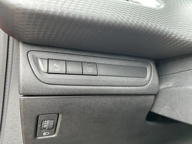 Peugeot 2008 Turbo 110PK GT-line 2018 Benzine 27