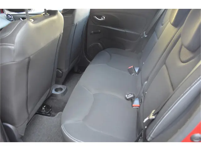 Renault Clio 1.2 Expression 2016 Benzine 15