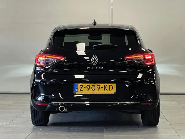 Renault Clio 1.0 TCe 90 GPF techno 2024 Benzine 18
