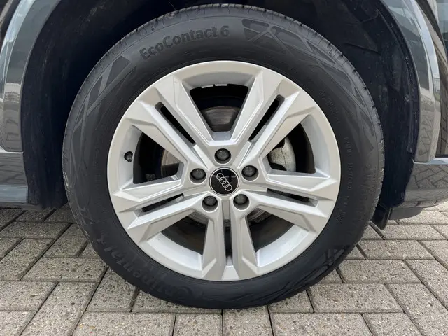 Audi Q2 35 TFSI S Edition 2024 Benzine 6