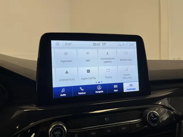 Ford Kuga 2.5 PHEV ST-Line 2023 Hybride Benzine 26