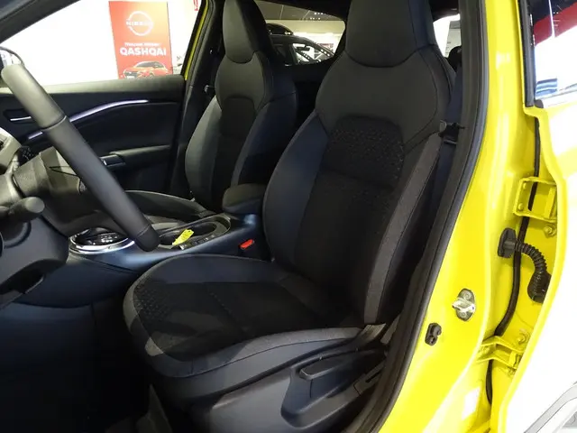 Nissan Juke 1.6 Hybrid N-Design 2026 Benzine 4