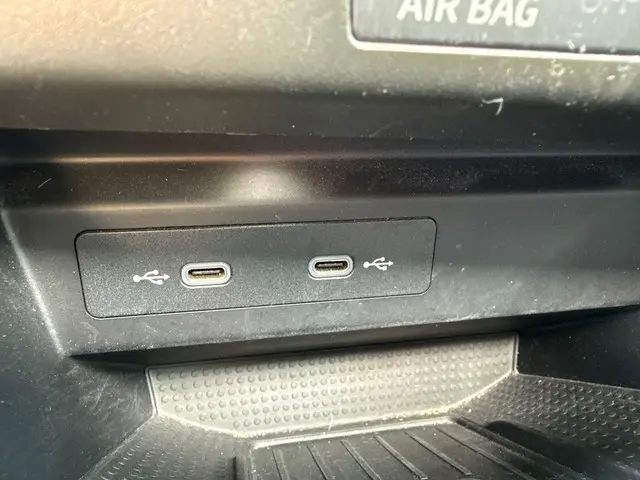 SEAT Ibiza 1.5 TSI FR Business Intense 2021 Benzine 25