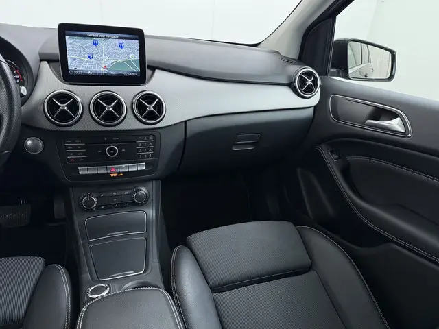 Mercedes-Benz B-Klasse 180 Urban 2019 Benzine 19