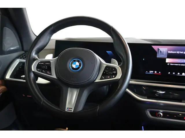 BMW X5 xDrive50e 2023 Hybride Benzine 11