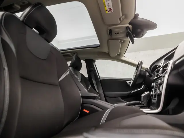 Volvo V40 1.5 T2 Sport 2018 Benzine 8
