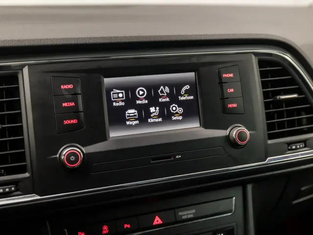 SEAT Ateca 1.4 TSI Xcellence Sport 2016 Benzine 26