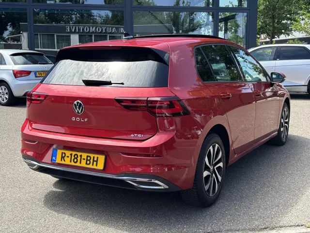 Volkswagen Golf 1.0 eTSI Life 2021 Benzine 6
