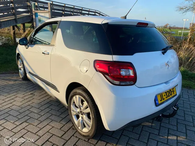 Citroën DS3 1.2 PureTech So Chic 2015 Benzine 5