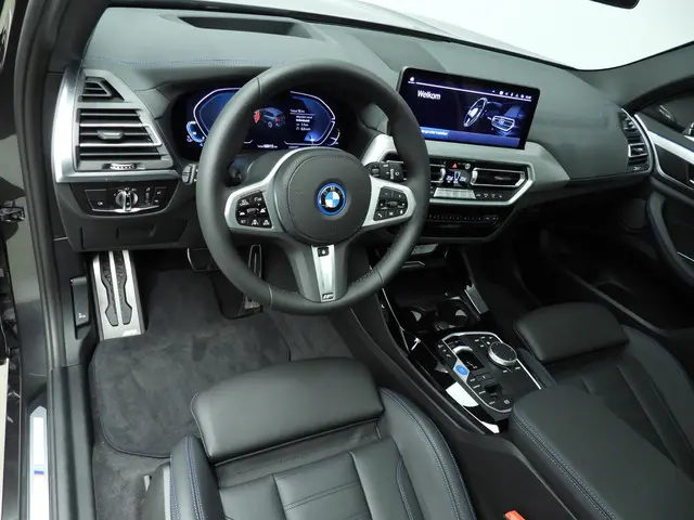 BMW iX3 High Executive Edition 80 kWh 2025 Elektrisch 6