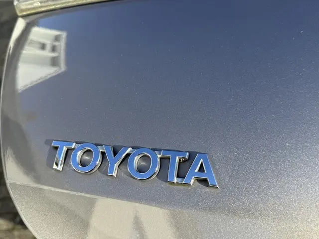 Toyota Auris 1.8 Hybrid Dynamic 2016 Hybride Benzine 34