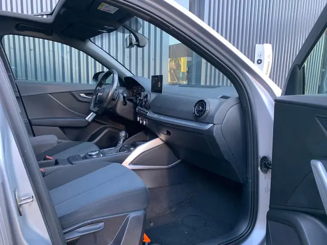Audi Q2 1.4 TFSI CoD, PANO, NAP, S-LINE 2017 Benzine 14