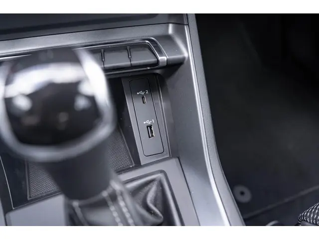 Audi Q3 40 TFSI quattro S Line Pro Line S 2019 Benzine 43