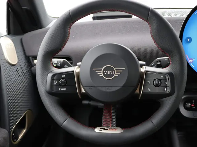MINI 3-Deurs Cooper E John Cooper Works 2024 Elektrisch