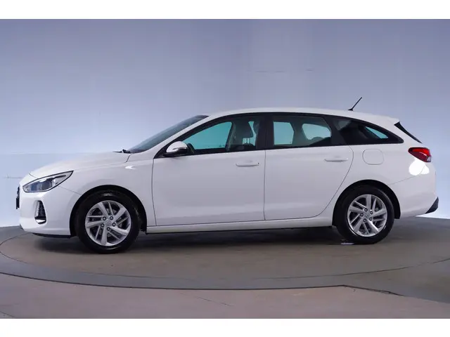 Hyundai i30 Wagon 1.4 [AC, Cruise, Led] 2017 Benzine 3