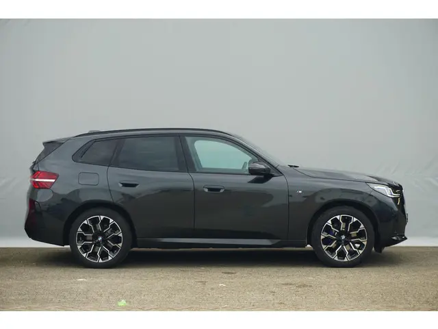 BMW X3 xDrive30e 2025 Hybride Benzine 3