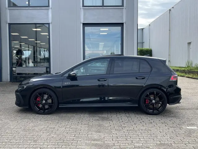 Volkswagen Golf 2.0 TSI GTI 8.5 2024 Benzine 14