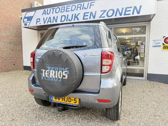 Daihatsu Terios 1.5-16v Expedition 2WD 2026 Benzine 6