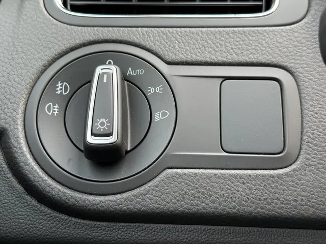 Volkswagen Polo 1.2 TSI Comfortline 2015 Benzine 26