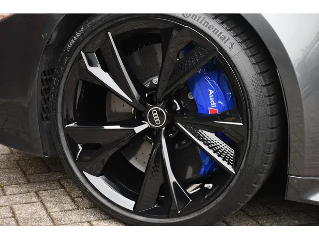 Audi RS6 Avant 4.0 TFSI quattro 2022 Benzine 66