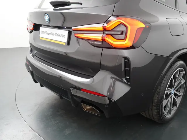 BMW X3 xDrive30e 2022 Hybride Benzine 29