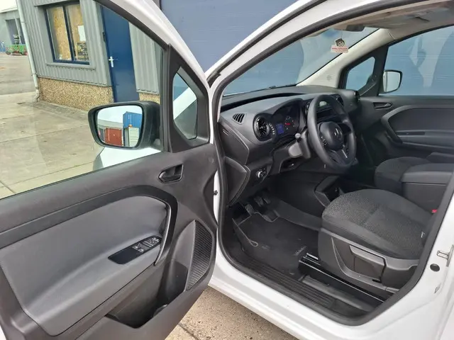 Mercedes-Benz Citan 108 CDI L1 Pro 2022 Diesel 8