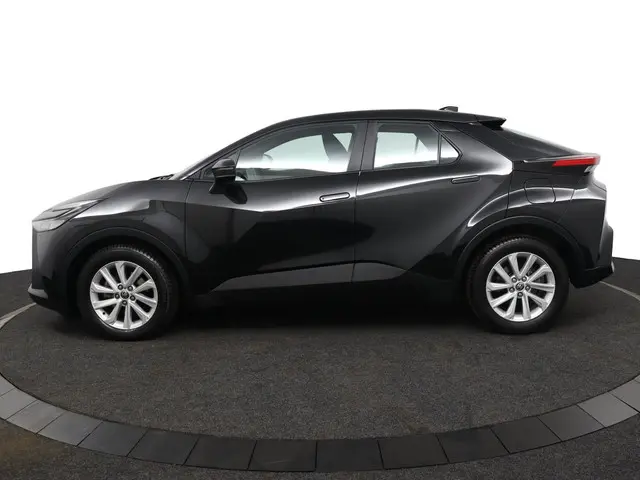 Toyota C-HR 3