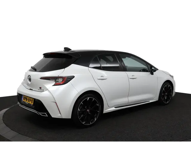 Toyota Corolla 2