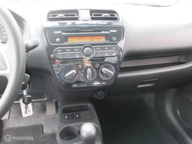 Mitsubishi Space Star 1.0 Cool+ 2020 Benzine 13